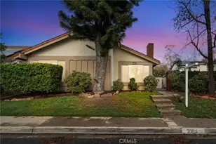 2181 Maple Ct, Tustin, CA 92780 - Photo 3