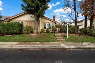 2181 Maple Ct, Tustin, CA 92780 - Photo 27