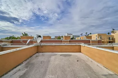 681 S Norton Avenue #107, Los Angeles, CA 90005 - Photo 31