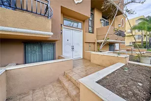 681 S Norton Ave, Los Angeles, CA 90005 - Photo 3