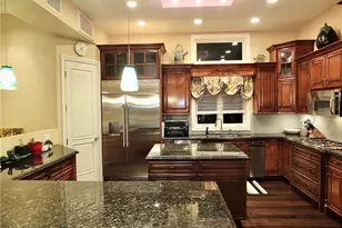 1700 Bluff Pl, Long Beach, CA 90802 - Photo 9