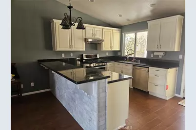 13681 W Nolina, Hesperia, CA 92344 - Photo 7