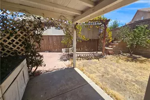 13681 W Nolina, Hesperia, CA 92344 - Photo 17