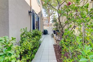 13069 Arborwalk, Tustin, CA 92782 - Photo 7