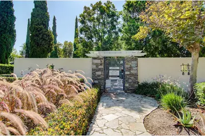 13069 Arborwalk, Tustin, CA 92782 - Photo 37
