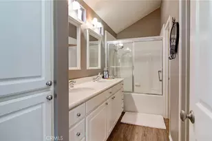 13069 Arborwalk, Tustin, CA 92782 - Photo 33