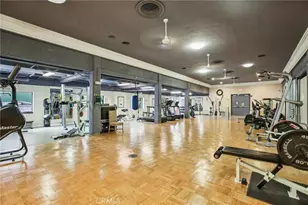 140 Linden Ave, Long Beach, CA 90802 - Photo 27