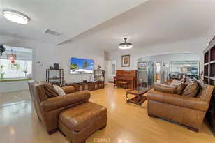 901 Westchester Pl, Los Angeles, CA 90019 - Photo 3