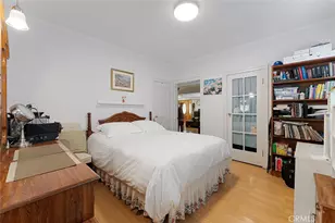 901 Westchester Pl, Los Angeles, CA 90019 - Photo 17