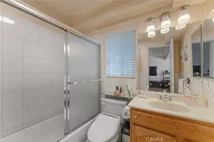 901 Westchester Pl, Los Angeles, CA 90019 - Photo 15