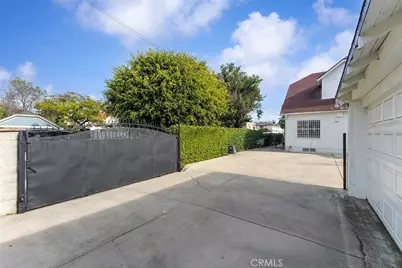 901 Westchester Place, Los Angeles, CA 90019 - Photo 37