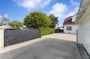 901 Westchester Pl, Los Angeles, CA 90019 - Photo 37