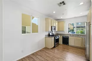 9660 Pine Orchard St, Pacoima, CA 91313 - Photo 7