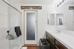 9660 Pine Orchard St, Pacoima, CA 91313 - Photo 19