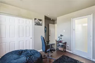 9660 Pine Orchard St, Pacoima, CA 91313 - Photo 13