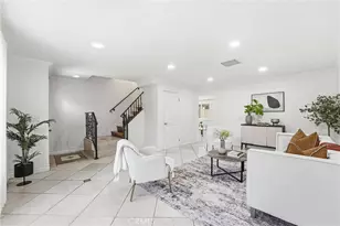 7006 Valmont, Tujunga, CA 91042 - Photo 3