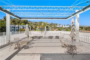 1400 N Sweetzer Ave, West Hollywood, CA 90069 - Photo 37