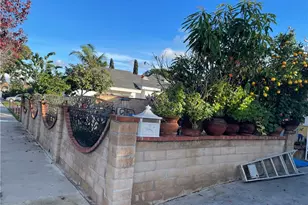 825 Sonora Rd, Costa Mesa, CA 92626 - Photo 37