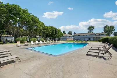 9594 Pettswood #4, Huntington Beach, CA 92646 - Photo 35