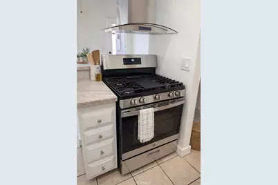 1765 W Glenoaks, Anaheim, CA 92801 - Photo 3