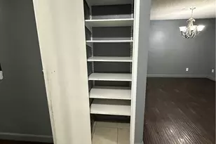 165 Racquet Club Dr, Compton, CA 90220 - Photo 17