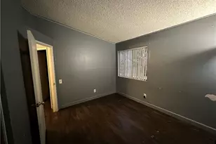 165 Racquet Club Dr, Compton, CA 90220 - Photo 41
