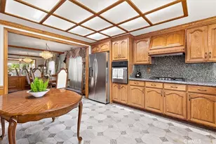 16602 Yvette, Cerritos, CA 90703 - Photo 13