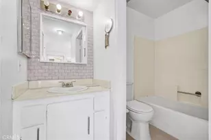 1425 Park, Long Beach, CA 90804 - Photo 13