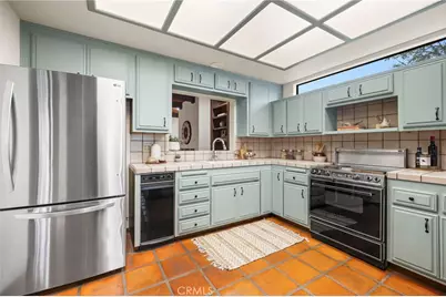 3707 Cedar, Long Beach, CA 90807 - Photo 11