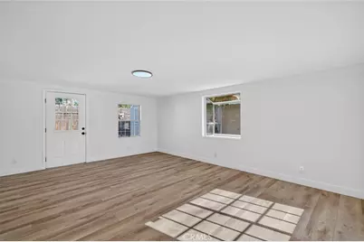 9587 Bolton Avenue, Montclair, CA 91763 - Photo 17
