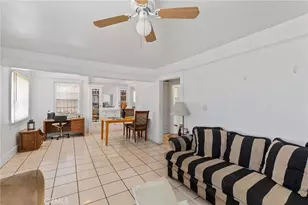 1036 W 107th, Los Angeles, CA 90044 - Photo 17