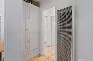 1036 W 107th, Los Angeles, CA 90044 - Photo 15