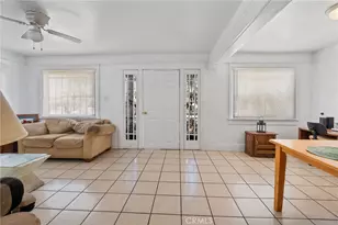 1036 W 107th, Los Angeles, CA 90044 - Photo 11