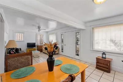 1036 W 107th, Los Angeles, CA 90044 - Photo 19