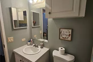 16600 Downey Ave, Paramount, CA 90723 - Photo 7