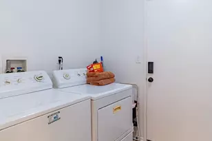 11961 Luna, Victorville, CA 92392 - Photo 11