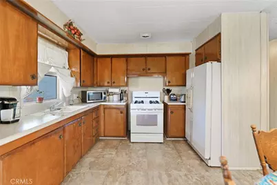 1630 126 S Barranca #126, Glendora, CA 91740 - Photo 7