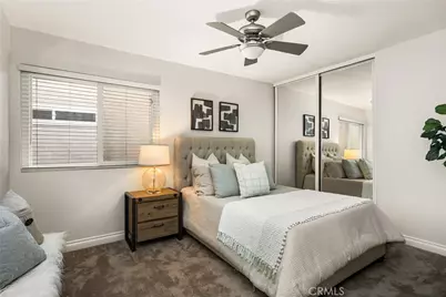 4 Abeto, Irvine, CA 92620 - Photo 17