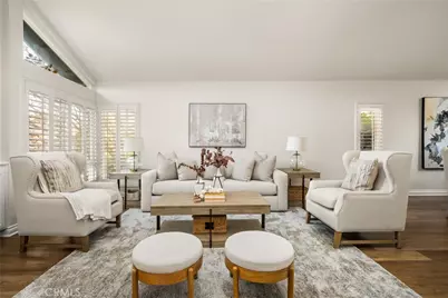 4 Abeto, Irvine, CA 92620 - Photo 3