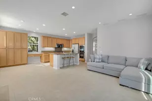 406 Town Forest Ct, Camarillo, CA 93012 - Photo 5