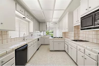 4230 N Virginia, Long Beach, CA 90807 - Photo 17