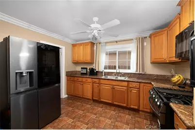 1816 Main Street, Riverside, CA 92501 - Photo 11