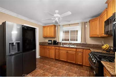 1816 Main Street, Riverside, CA 92501 - Photo 11