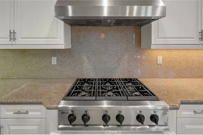 105 Kingfisher Court, Long Beach, CA 90803 - Photo 13