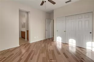 105 Kingfisher Ct, Long Beach, CA 90803 - Photo 29