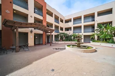 13951 Sherman Way #204, Van Nuys, CA 91405 - Photo 25