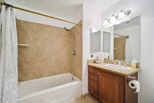 13951 Sherman Way, Van Nuys, CA 91405 - Photo 17
