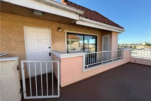 1168 E 10th St, Long Beach, CA 90813 - Photo 1