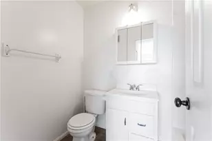 1168 E 10th St, Long Beach, CA 90813 - Photo 15