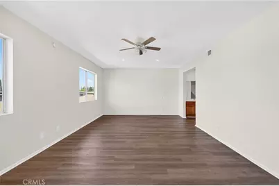 18360 Collins Street #E, Tarzana, CA 91356 - Photo 35